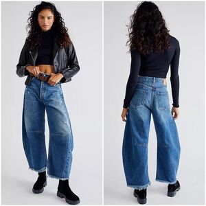 Citizens Of Humanity Distressed Medium Blue Wide-Leg Flare Jeans